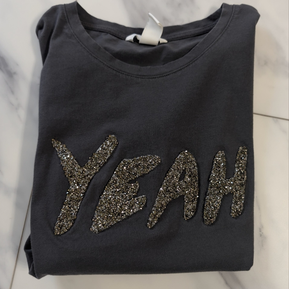 Women's Small T-shirts Gray Glitter 'Yeah'